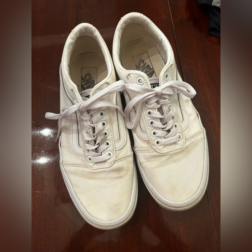 Vans Men's Off-White Canvas Sneakers